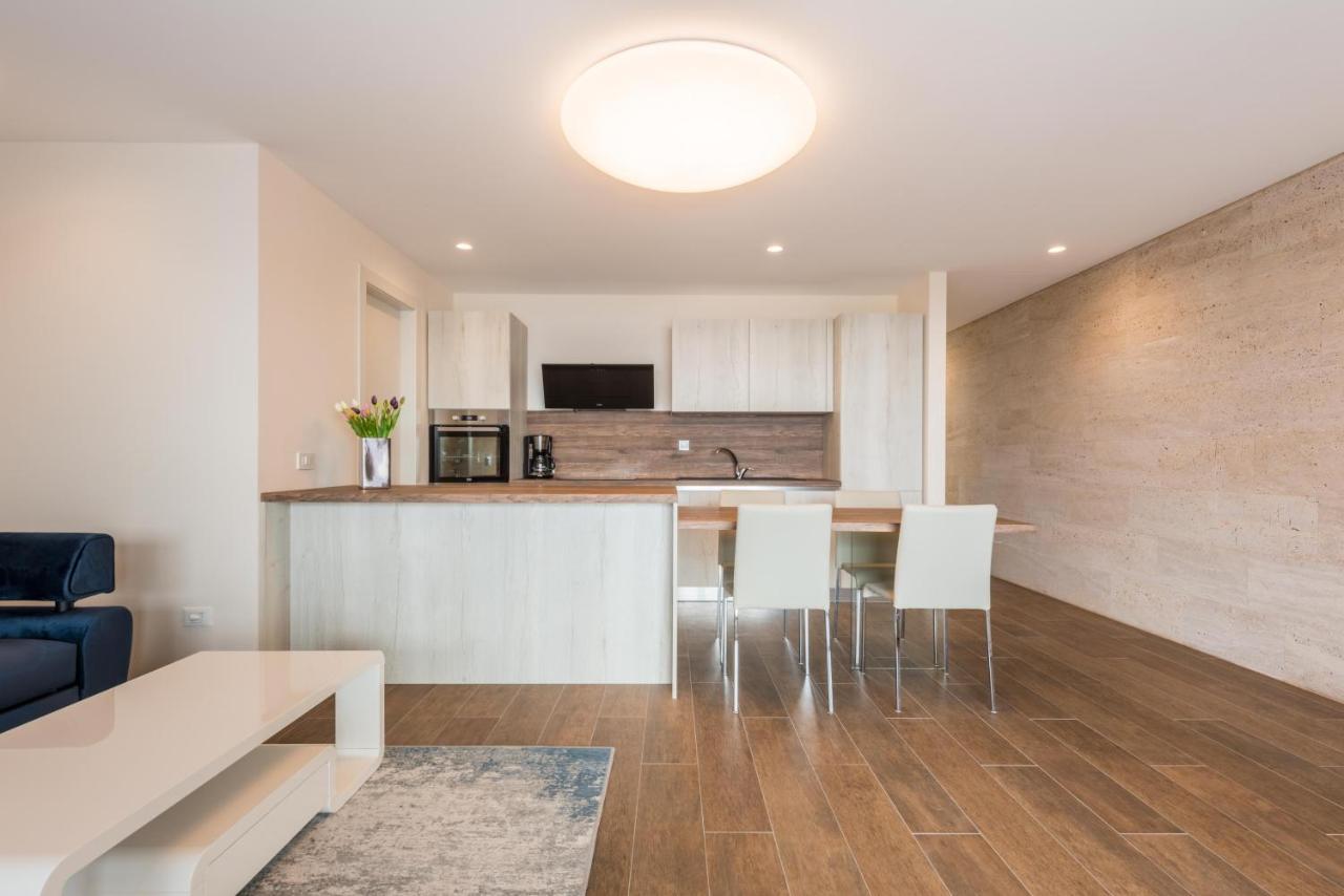 Apartment Olijfboom ดูกีรัท ภายนอก รูปภาพ
